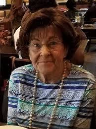 Doris Healey's Instagram, Twitter & Facebook