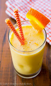 Vitamin c is one of the most important vitamins for your body. Smoothie Boosteur De Vitamine C Healthy Recipees Yummy Smoothies Smoothie Drinks Juice Smoothie