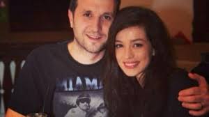 Olivia Steer InÈ™elatÄƒ De Andi Moisescu Imaginile Spun Totul Stirescu Ro