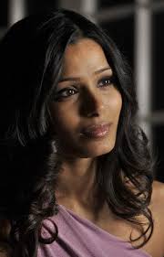 Frieda drinks vegetable juice to keep her skin glowing