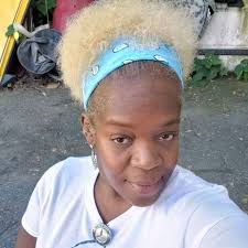 Introduction to Debra and her travel interests