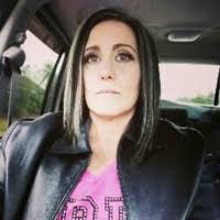 Jami Burke's Instagram, Twitter & Facebook