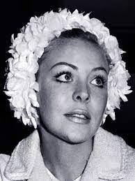 Janine Gray's Instagram, Twitter & Facebook