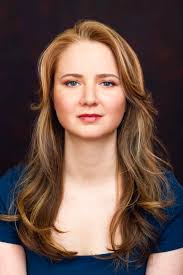 ✨ACTOR SPOTLIGHT✨ ROSE (Taylor Steward) is a free spirit who is pretty sure  there's something really really wrong with her, but she's not exactly sure  what that is. Don't miss this brilliant