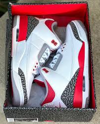 Air Jordan 3 OG Fire Red 2022 DN3707-160 Release Date - SBD
