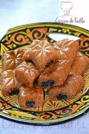 Epingle Par Faiza Sur Maktroute En 2020 Recette Makrout Gateau Aid Makrout Aux Dattes