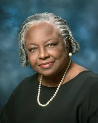 Anna Richards's Instagram, Twitter & Facebook