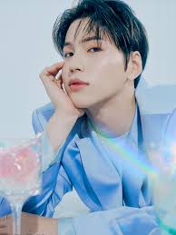 He made his solo debut on october 26, 2020 with the digital single so beautiful. Comebacks Y Debuts Kpop Septiembre 2020 Artofit