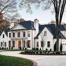 Black And White Exterior Modern Homes Ashley Stark Kenner On Instagram Loving A White House With Black Trim Lovefordesigns By Grov In 2020 White Exterior Houses Colonial House Exteriors Colonial House