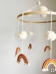 Mobile For Baby Room Feathers In Macrame On Circular Mobile 2020 Boho Dekoru Elisi Fikirleri Bohem Dekor