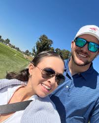 Lauren Wallenfels's Instagram, Twitter & Facebook