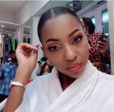 نساء باذوني ارنب في حفلة ترقص. 15 Most Beautiful Zimbabwean Women Of 2019 Ivy S Kitchenette A Taste Of Zimbabwe