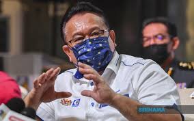 Lindungi diri, lindungi semua, titah seri paduka baginda berdua. Bernama Shmmp Pesta Kaamatan Hari Gawai Libatkan 11 Barangan Nanta