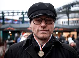 Lucka 9: Simon Schmidt