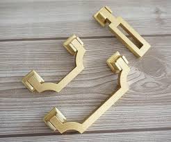 These bar pulls add a modern touch to even the most traditional of cabinets and are a quick and inexpensive way to refresh a kitchen or bathroom. Pin On Future Office Guest Room