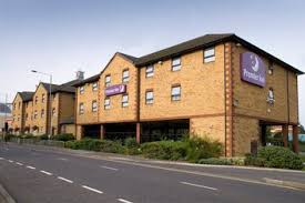Lawns park is about 3 km from the inn. Premier Inn Hotel Romford West London Rooms Rates Photos Reviews Deals Contact No And Map