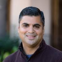 Bryan Towe's Instagram, Twitter & Facebook