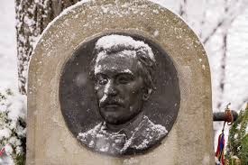 Mihai eminescu n ascut la 15 ianuarie 1850, boto s ani sau trei poze ale lui eminescu din cele patru 19ani 28 ani 35ani. Poetul Mihai Eminescu A Fost Pomenit La Mormantul SÄƒu Din Cimitirul Bellu Doxologia