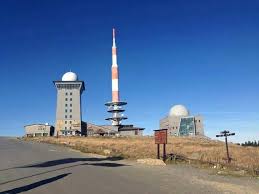 Die zweite möglichkeit, zum brocken zureisen, bietet die brockenbahn, die zu den harzer schmalspurbahnen (hsb) gehört. Brocken Hoogste Berg Van De Harz Sachsen Anhalt Sachsen Anhalt Harz Sachsen