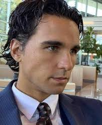 Daniel Andreas's Instagram, Twitter & Facebook