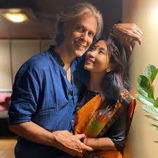 Marathon man milind soman lost seven kgs and five toe nails in his run from delhi to mumbai over a period of 31 days. Happy Birthday Milind Soman A Look At 10 Romantic Photos Of The Star With Wife Ankita Konwar