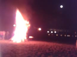 Each region of spain has a different twist on how they celebrate it, however they all incorporate bonfires, good food and drink. Sonnenwendfeiern Auf Teneriffa Noche De San Juan