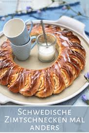 Typisch Schwedische Zimtschnecken Mal Anders Kuchenmomente Rezept Rezepte Lebensmittel Essen Internationale Rezepte