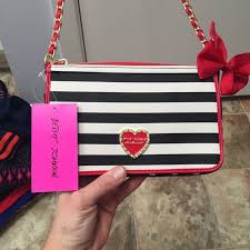 Black And White Striped Purse With Red Bow Adorable Betsey Johnson Purse Betsey Johnson Purses Purses Crossbody Purse Boutique