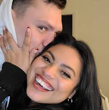 Kasandra Sanchez Hellstrom