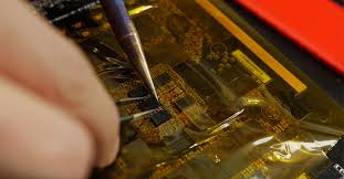 It's powered by ampere—nvidia's 2nd gen rtx architecture—doubling down on ray tracing and ai. Der8auer Swaps Out Rtx 3090 Gpu Caps With Eye On Stability Graphics News Hexus Net