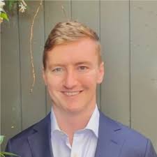 I am very proud to announce that I have received a First Class Honours in  Commerce with a major in Finance from the University of Queensland, where I  achieved a perfect grade (