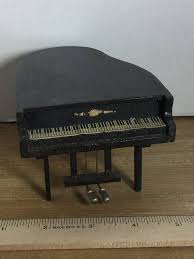 Black Baby Grand Piano Used Dollhouse Vintage Small Black Baby Grand Piano Baby Grand Pianos Doll House Dollhouse Furniture