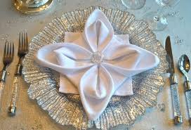 Pliage Serviette Nouvel An Facile 50 Idees Testees Et Approuvees Pliage Serviette Serviettes Pliage Serviette Noel