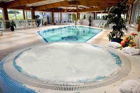 There's free parking if you drive. Hotel San Marino Hotel Serravalle San Marino 4 Sterne Palace Hotel San Marino