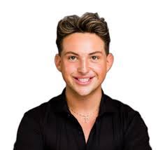 Michelle Stroman's Instagram, Twitter & Facebook