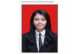 Untuk itu segala hal yang berkaitan dengan lamaran kerja harus anda persiapkan dan perhatian dengan baik salah satu yang paling penting adalah foto. Terbaru Contoh Pasfoto Pemberkasan Cpns 2021 Yang Benar Sesuai Ketentuan Mamikos Info