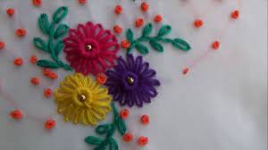 For more free patterns and embroidery how to's head to our embroidery home page. Hand Flower Simple Lazy Daisy Embroidery Designs