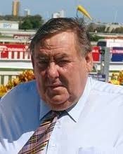 Trained by Max WIGGINS Ridden by Brian WOOD Absolute crowd favourite, won  12 races ***SHOW COUNTY***