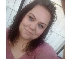 Mandy Stephens's Instagram, Twitter & Facebook