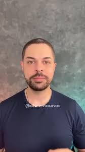 Quem foi abandonado emocionalmente na infância aprendeu a viver sem  depender de ninguém… mas, por dentro, carrega uma dor que nunca cicatrizou.  A falsa liberdade esconde um sofrimento silencioso., ...