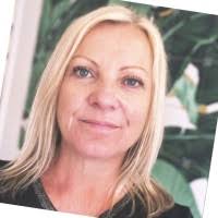 100+ "Johanna Lloyd" profiles