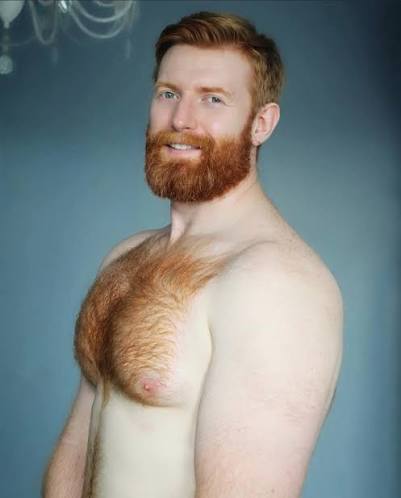 ruivo #checkthatfur #hairychest #hairymuscle #scruffyman #gingermuscle #redhot100 #hairyguy #scruffy #shirtlessguys #oso #beard #redhairdontcare # redhead #redhair #ranga #ruivos #whiteboys #gingerboy #freckles #ginger #gingerlivesmatter #gingerpower ...
