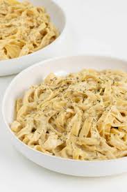The Best Vegan Fettuccine Alfredo Pasta That S Creamy Healthy And So Easy To Make The Dairy Free In 2020 Vegan Fettuccine Alfredo Vegan Dinner Recipes Vegan Alfredo
