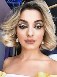She frequently features her cat fitzgerald von morodan on her instagram. Ana Morodan La Un Pas De Sinucidere In Urma Depresiei Am Sunat La Spitalul 9 È™i Le Am Spus SÄƒ MÄƒ Interneze Spynews Ro