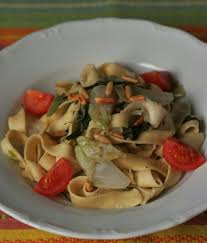 Pasta Mit Puntarelle Und Sardellen Sardellen Vegetarisches Essen Rezepte