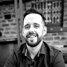 Dale Hurst (@DaleHurstAuthor)