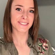 Ellen Engle's Instagram, Twitter & Facebook