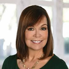 Amy Yingst's Instagram, Twitter & Facebook