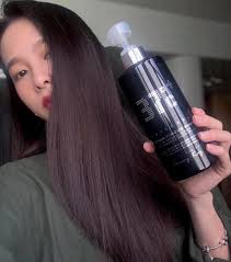 Honeykey #37度C Plus賦活菁萃冰感洗髮菁❤️ 強健髮根👉高效養髮👉 改善頭皮油膩👉 溫冰有感💋  探索更多請至https://bit.ly/3cBuUIK 37°c  plus賦活菁萃冰感洗髮菁💋💋類醫美級賦活菁萃導出導入概念帶入洗髮精與37°賦活菁萃同系列