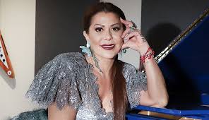 Internet archive html5 uploader 1.6.4. Alejandra Guzman Su Batalla Contra El Cancer De Seno